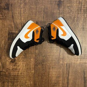 Boys Nike Air Jordan Mid